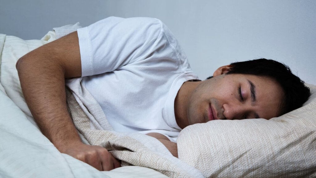 Best position to sleep with varicose veins